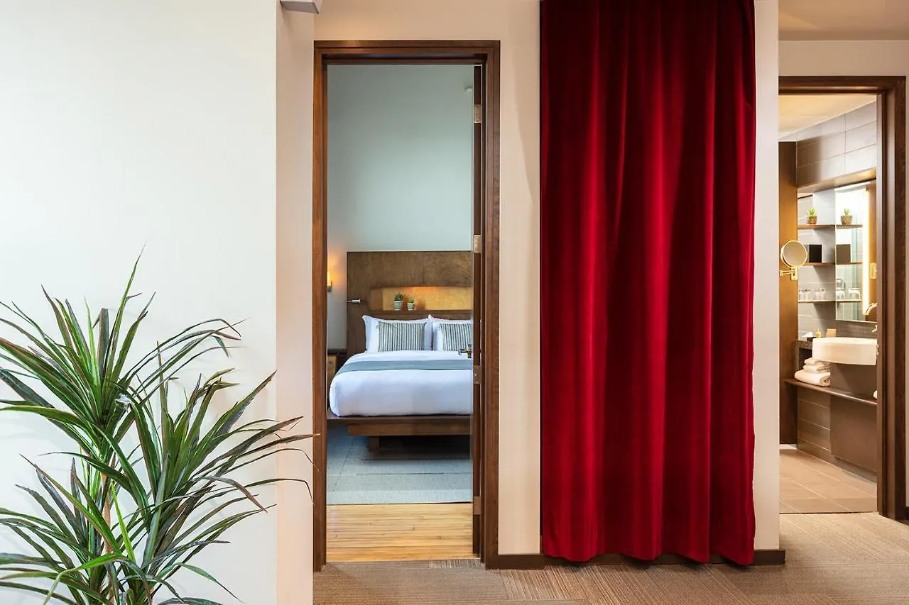 Hotel 71 By Preferred Hotels & Resorts Quebec City