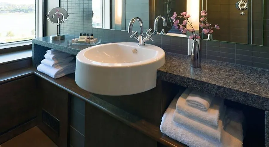 Hotel 71 By Preferred Hotels & Resorts Quebec City
