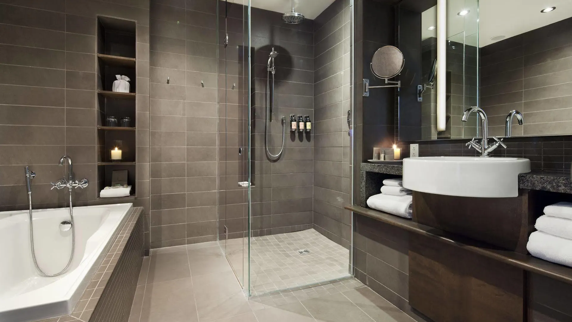 Hotel 71 By Preferred Hotels & Resorts Quebec City
