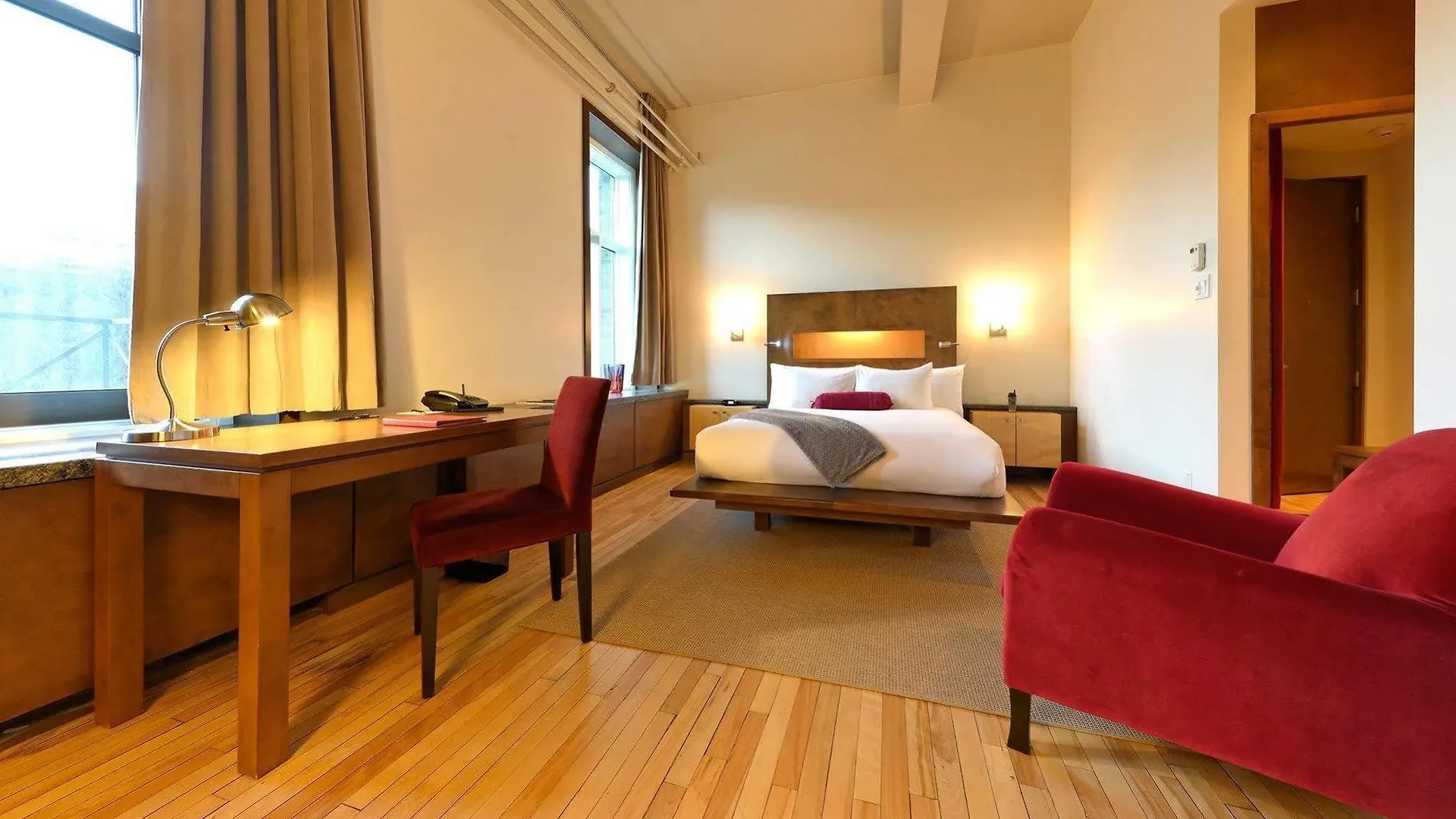 Hotel 71 By Preferred Hotels & Resorts Québec 4*,