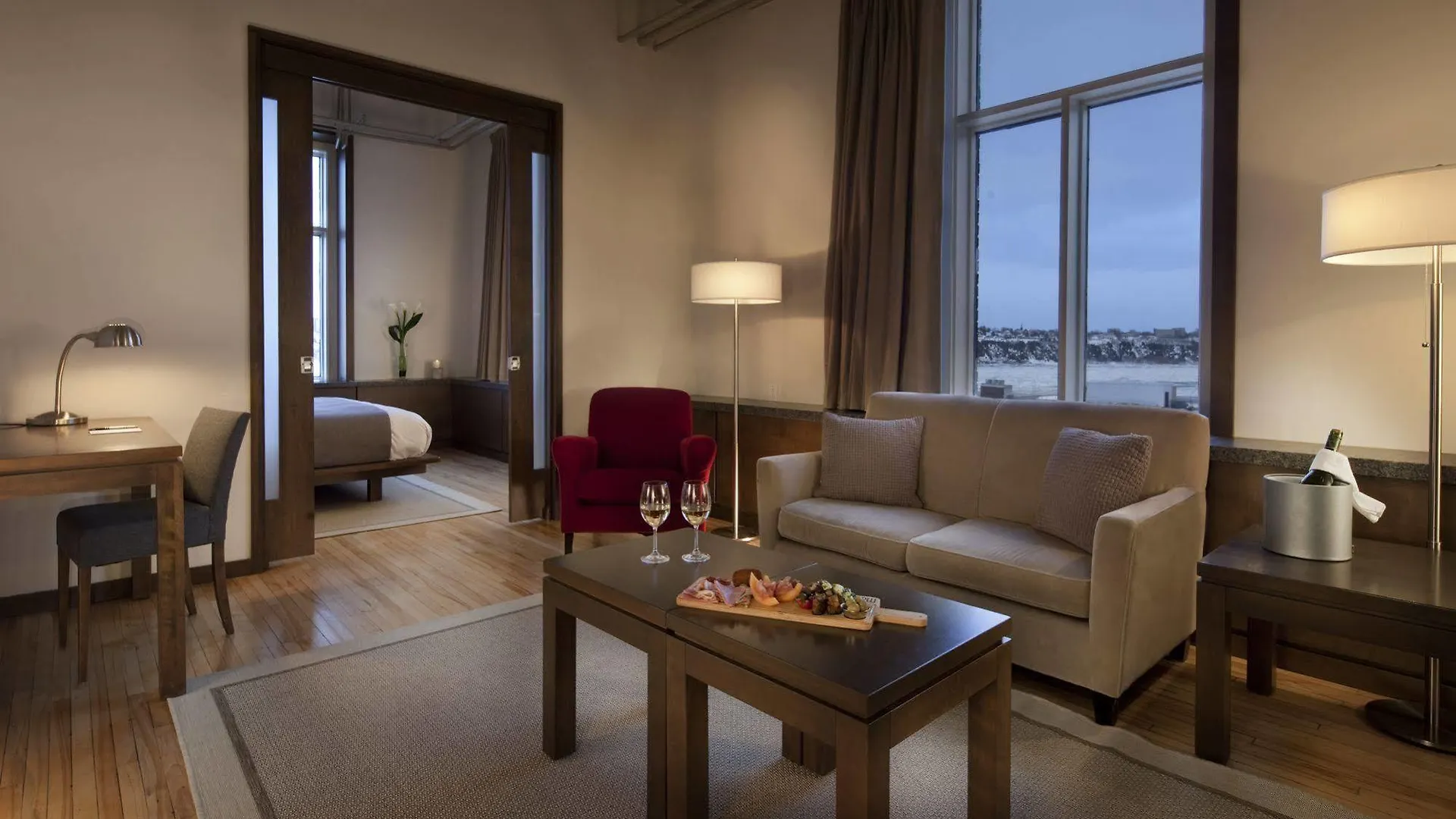 Hotel 71 By Preferred Hotels & Resorts Québec 4*,